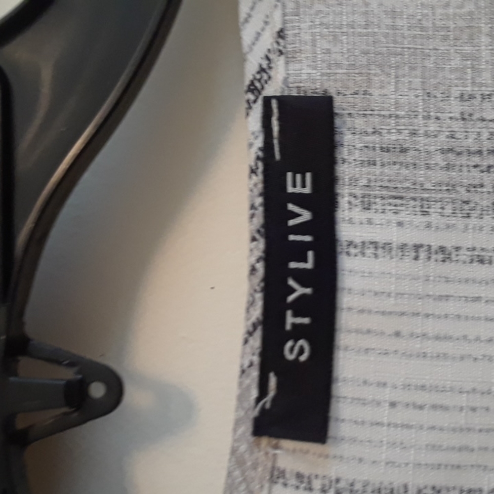 Stylive Top - Picture 2 of 3